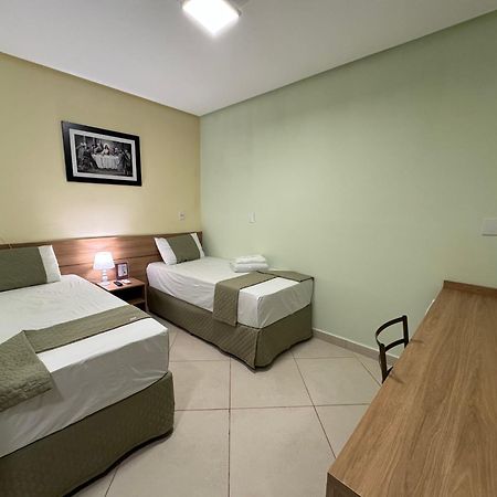 Domus Hotel Trindade Canaa Dos Carajas Exteriör bild