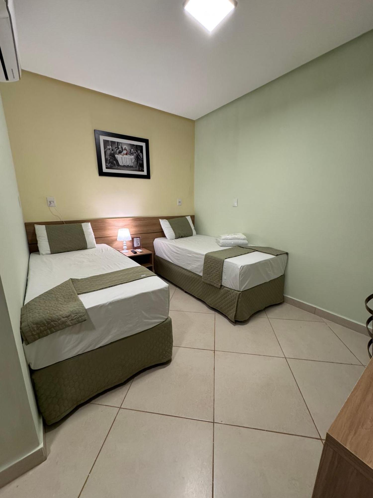 Domus Hotel Trindade Canaa Dos Carajas Exteriör bild