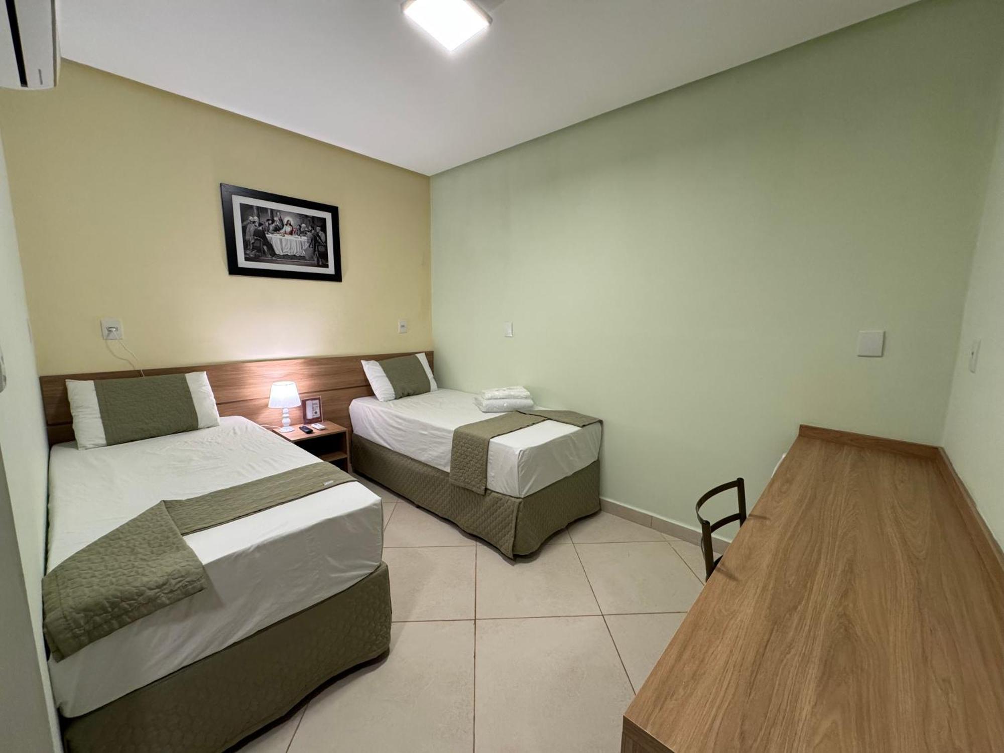 Domus Hotel Trindade Canaa Dos Carajas Exteriör bild