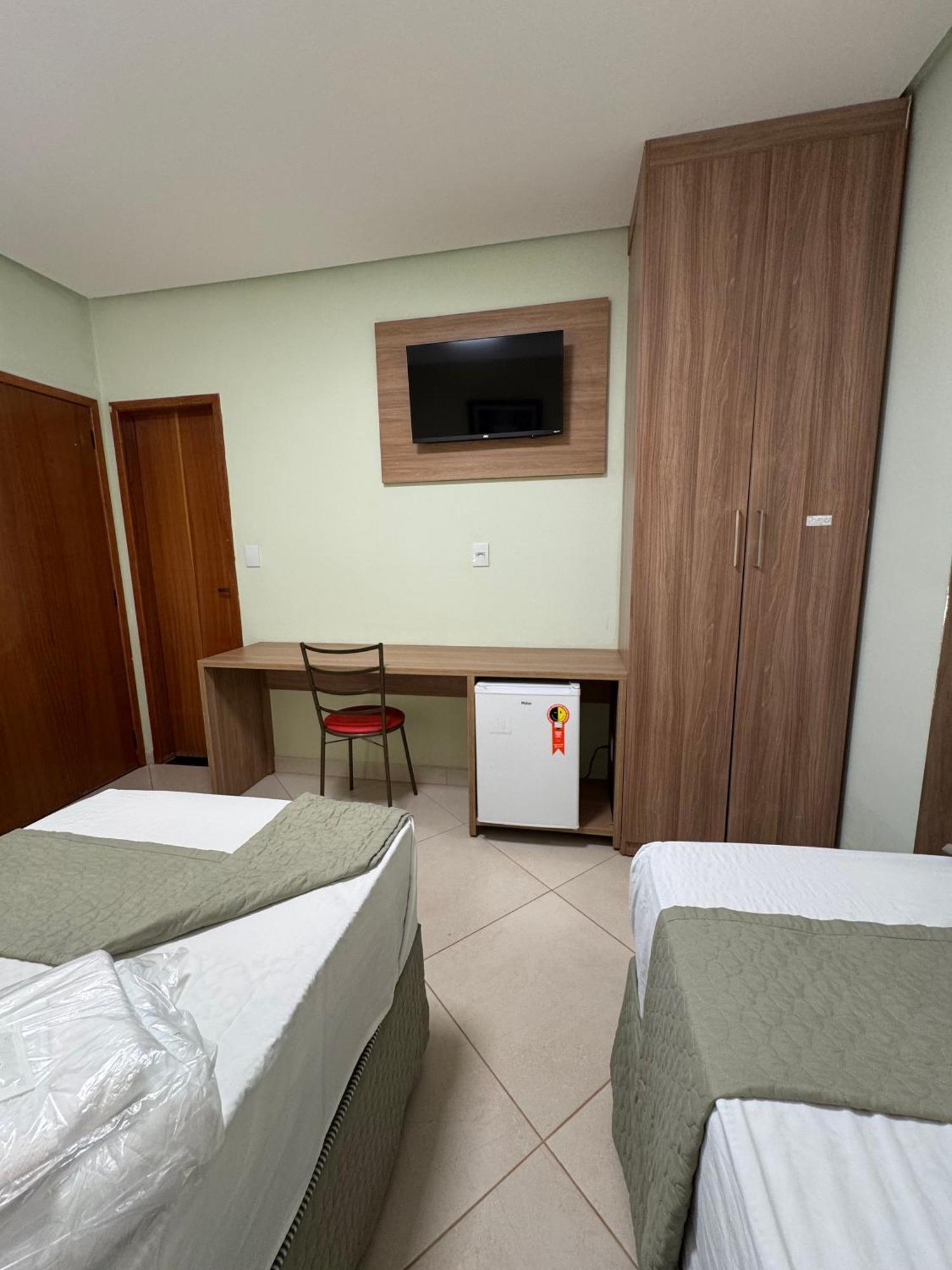 Domus Hotel Trindade Canaa Dos Carajas Exteriör bild